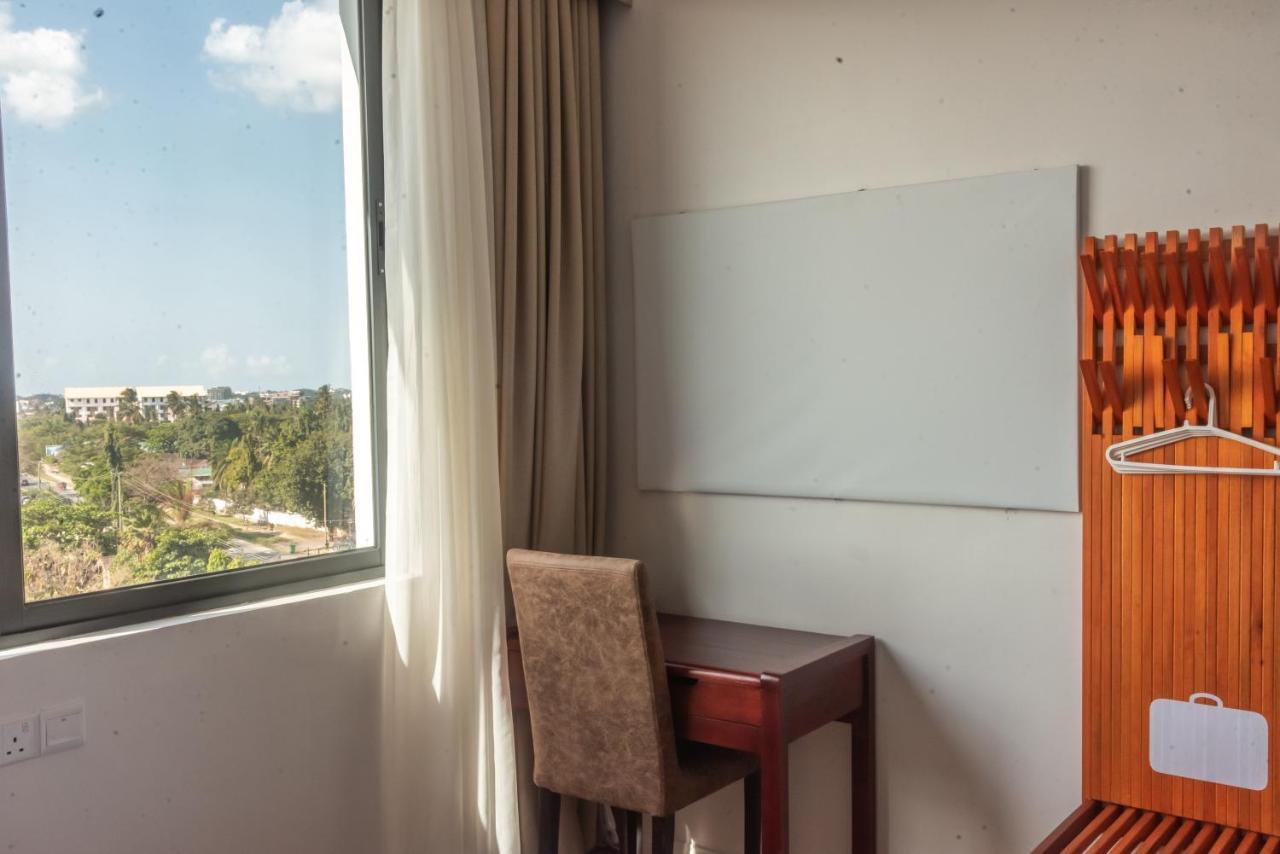 Pauraque Soho Hotel Dar es Salaam Buitenkant foto