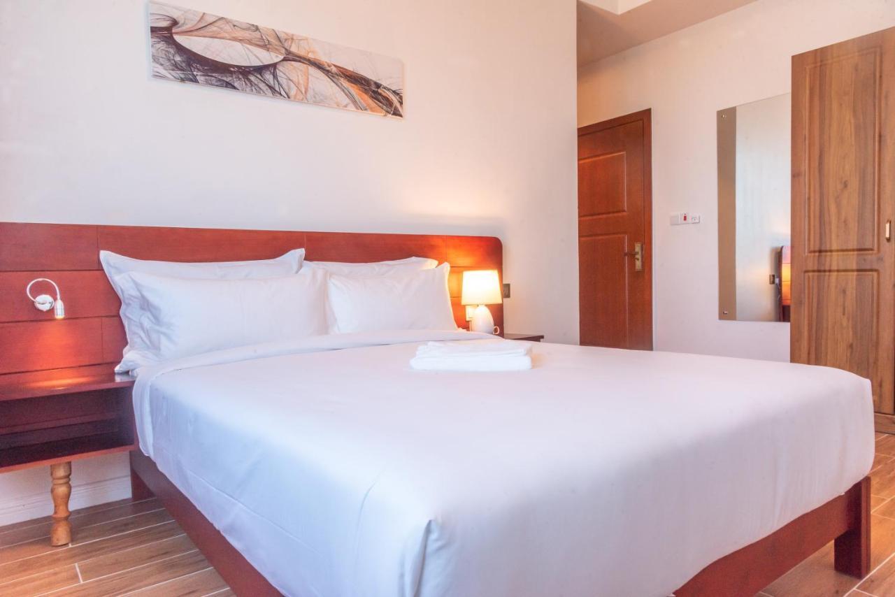 Pauraque Soho Hotel Dar es Salaam Buitenkant foto