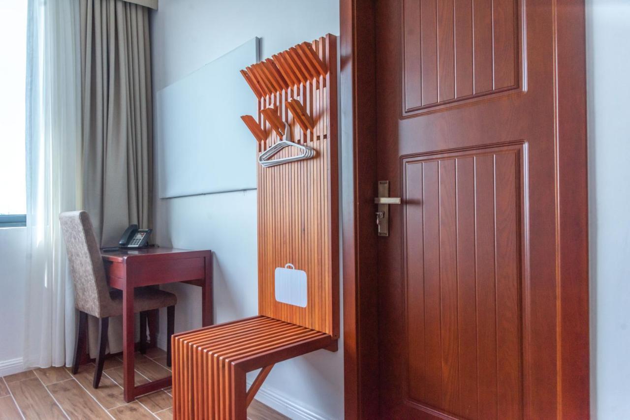 Pauraque Soho Hotel Dar es Salaam Buitenkant foto