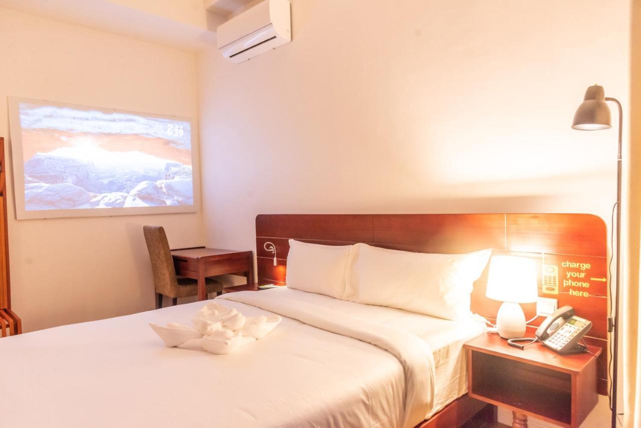 Pauraque Soho Hotel Dar es Salaam Buitenkant foto